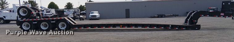 image for item NU9717 2013 Kalyn Siebert lowboy equipment trailer