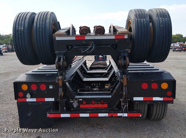 image for item NU9717 2013 Kalyn Siebert lowboy equipment trailer