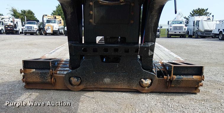 image for item NU9717 2013 Kalyn Siebert lowboy equipment trailer