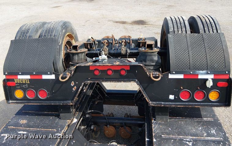 image for item NU9717 2013 Kalyn Siebert lowboy equipment trailer