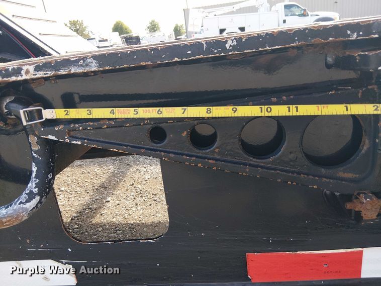 image for item NU9717 2013 Kalyn Siebert lowboy equipment trailer