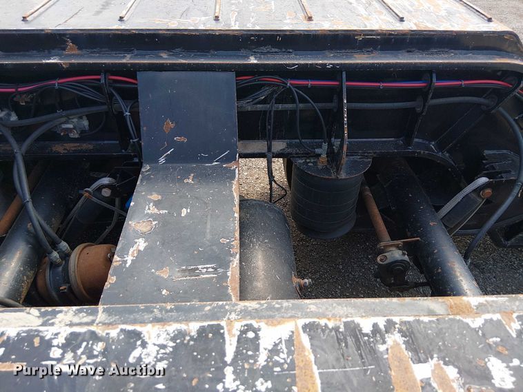 image for item NU9717 2013 Kalyn Siebert lowboy equipment trailer