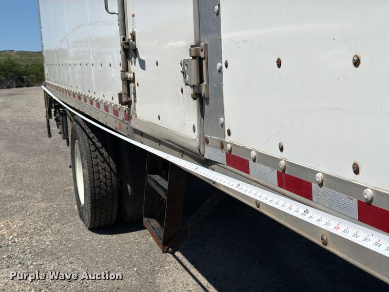 image for item YA2502 2018 International 4300 box truck