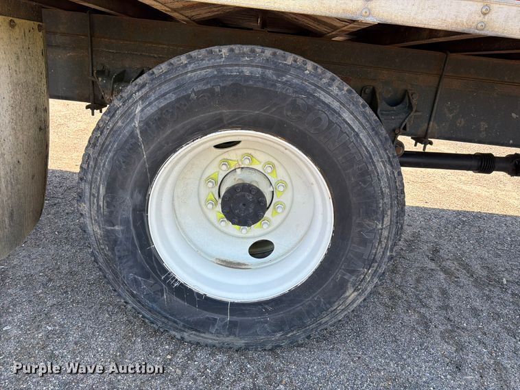 image for item YA2502 2018 International 4300 box truck