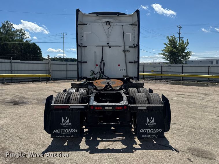 image for item YA3392 2023 Mack Anthem semi truck