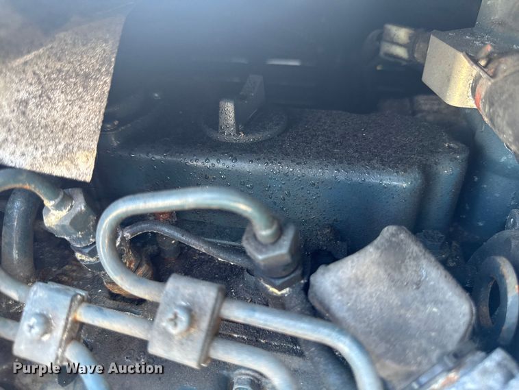 image for item YA3392 2023 Mack Anthem semi truck