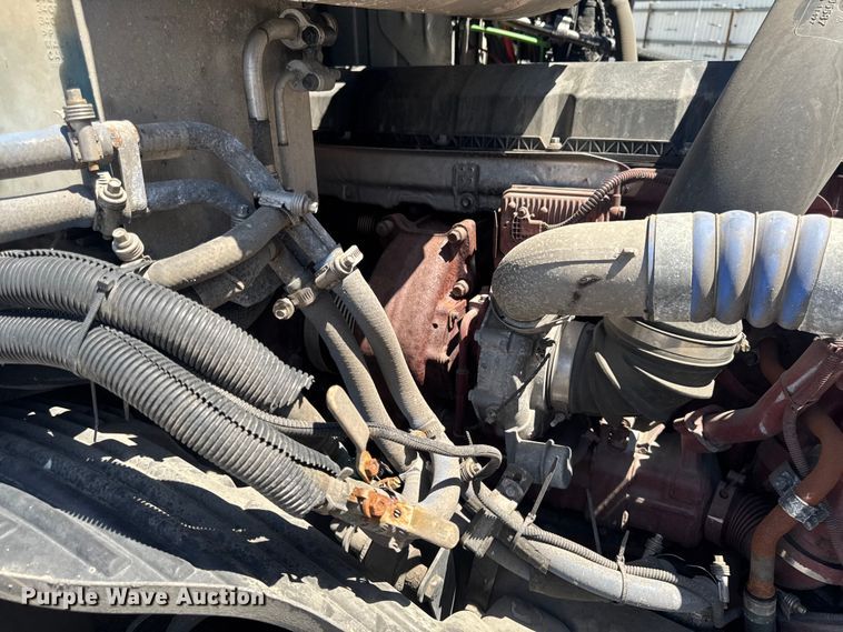 image for item YA3392 2023 Mack Anthem semi truck