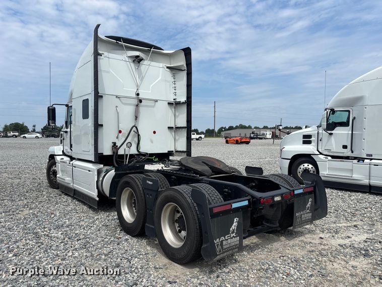image for item YA3396 2023 Mack Anthem semi truck