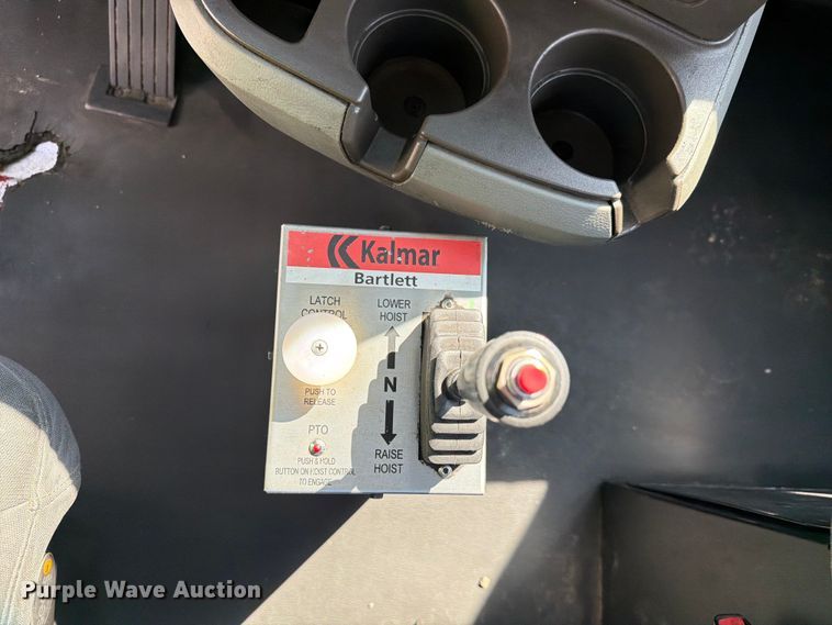 image for item YA3406 2019 Kenworth T680 semi truck