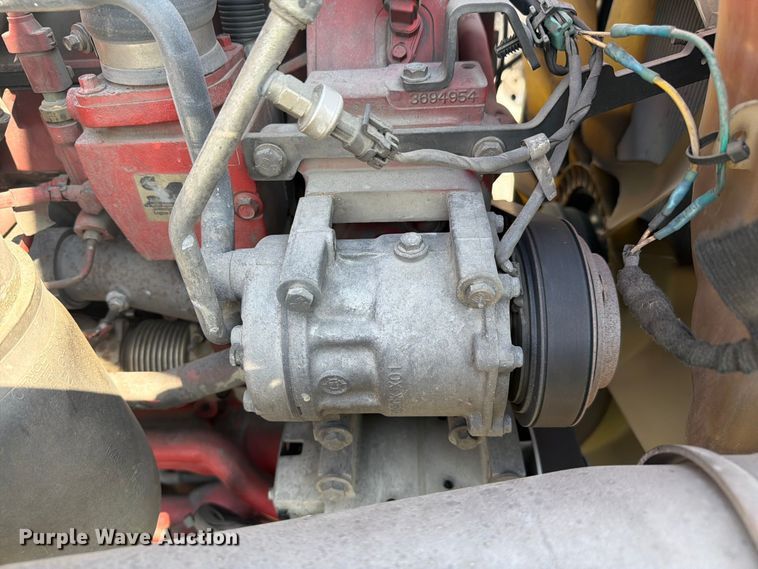 image for item YA3406 2019 Kenworth T680 semi truck