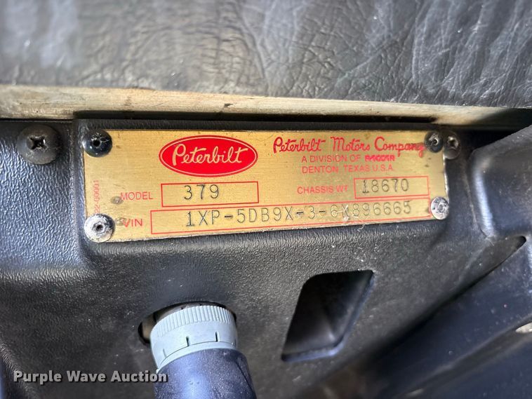 image for item YA3429 2006 Peterbilt 379 semi truck