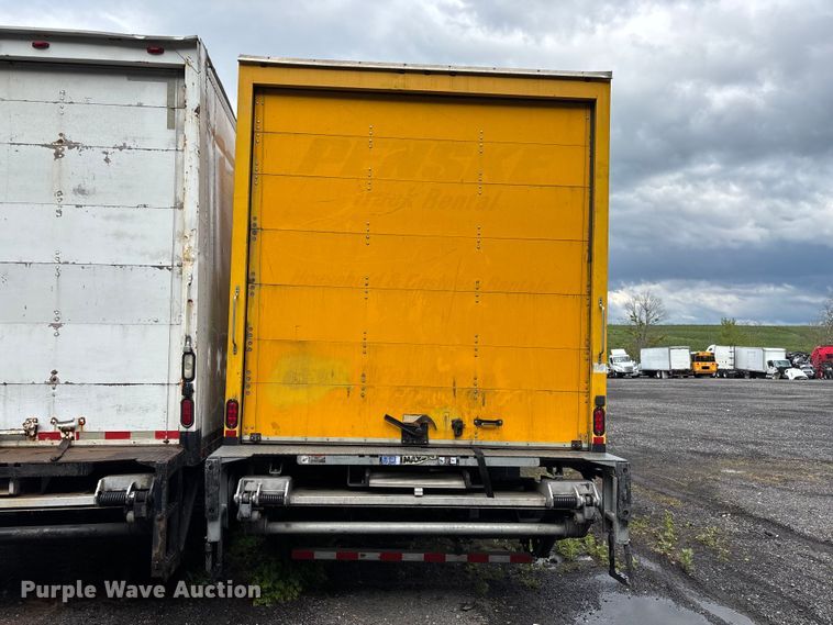 image for item YA3449 2018 Freightliner Business Class M2 box truck