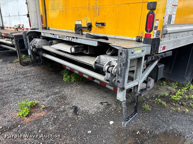 image for item YA3449 2018 Freightliner Business Class M2 box truck