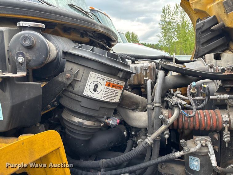 image for item YA3449 2018 Freightliner Business Class M2 box truck