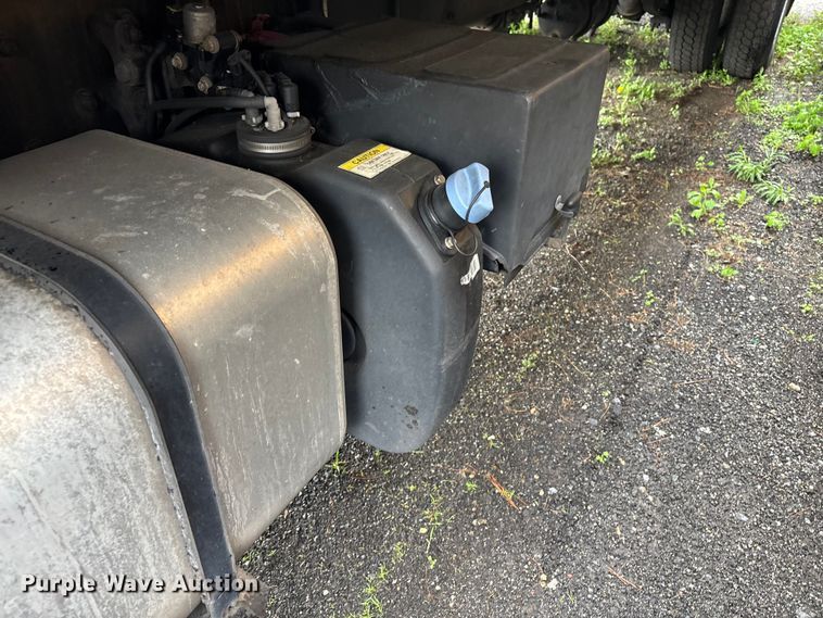image for item YA3449 2018 Freightliner Business Class M2 box truck