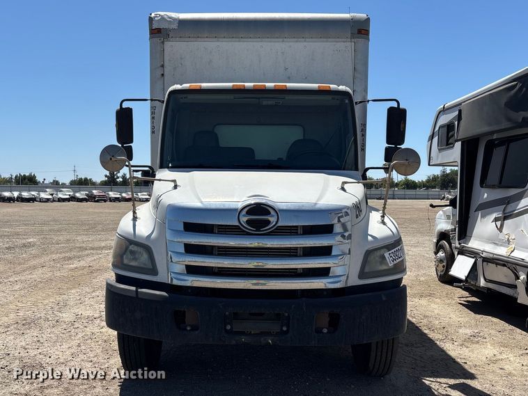 image for item YA3609 2016 Hino 268 box truck