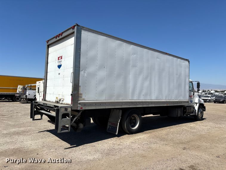 image for item YA3609 2016 Hino 268 box truck