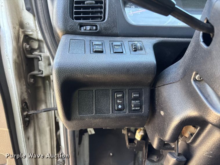 image for item YA3609 2016 Hino 268 box truck