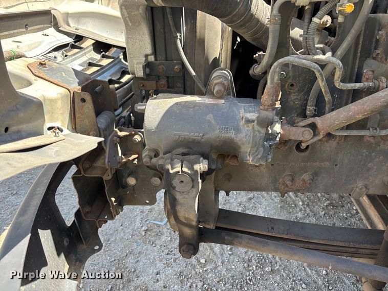 image for item YA3609 2016 Hino 268 box truck