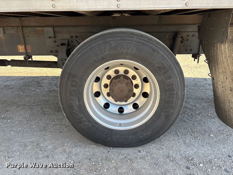 image for item YA3609 2016 Hino 268 box truck