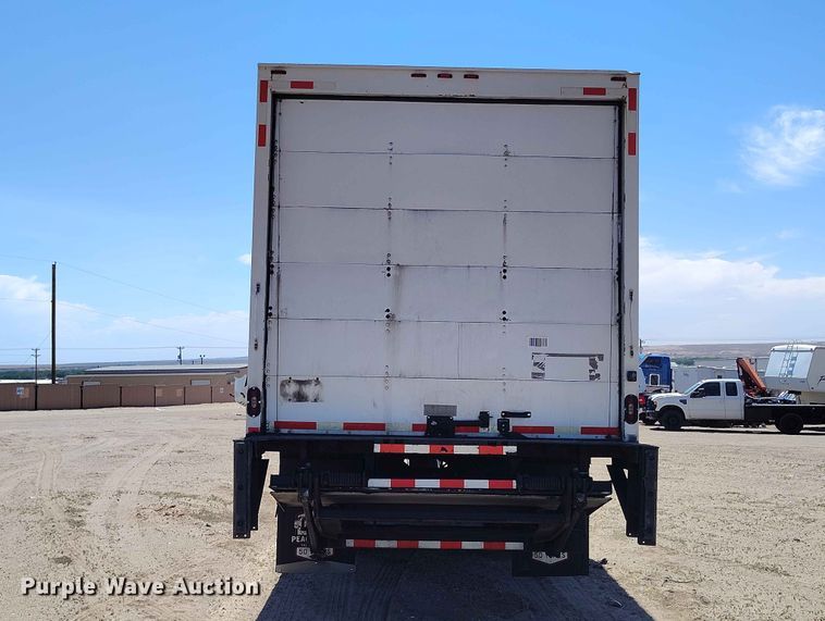 image for item YA3743 2018 International 4300  box truck