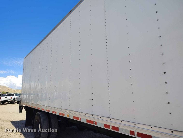 image for item YA3743 2018 International 4300  box truck