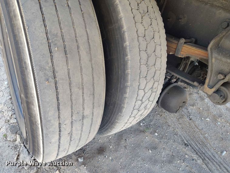 image for item YA3743 2018 International 4300  box truck