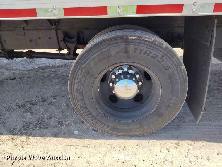 image for item YA3743 2018 International 4300  box truck