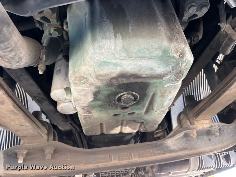 image for item YA3747 2022 Volvo  VNL semi truck