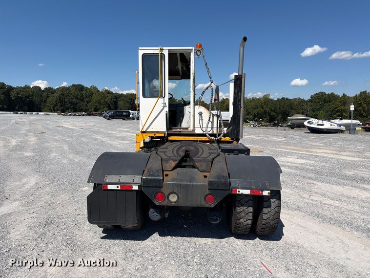 image for item YA3864 2014 Kalmar Ottawa yard truck