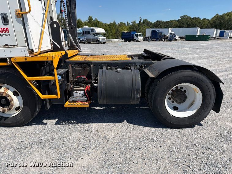 image for item YA3864 2014 Kalmar Ottawa yard truck