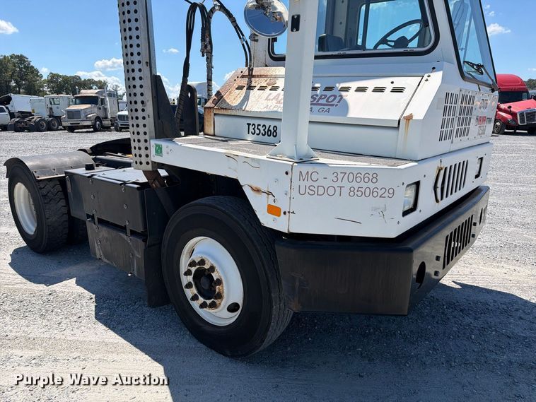 image for item YA3864 2014 Kalmar Ottawa yard truck