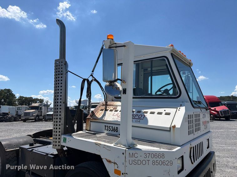 image for item YA3864 2014 Kalmar Ottawa yard truck