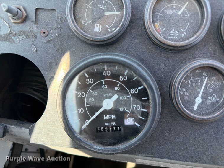 image for item YA3864 2014 Kalmar Ottawa yard truck