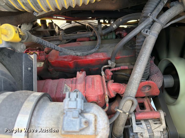 image for item YA3864 2014 Kalmar Ottawa yard truck