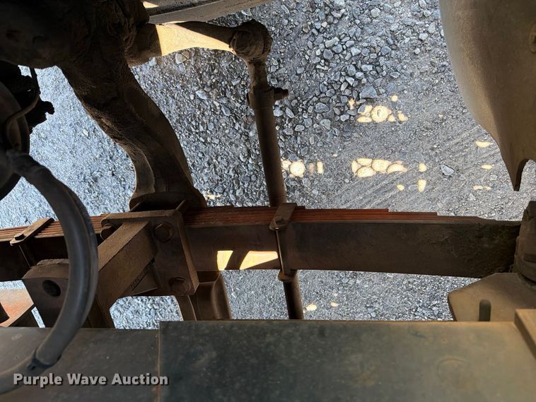 image for item YA3864 2014 Kalmar Ottawa yard truck