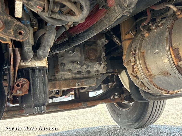 image for item YA3925 2020 Freightliner Business Class M2 box truck