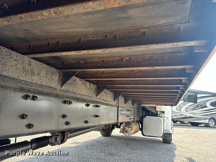 image for item YA3925 2020 Freightliner Business Class M2 box truck