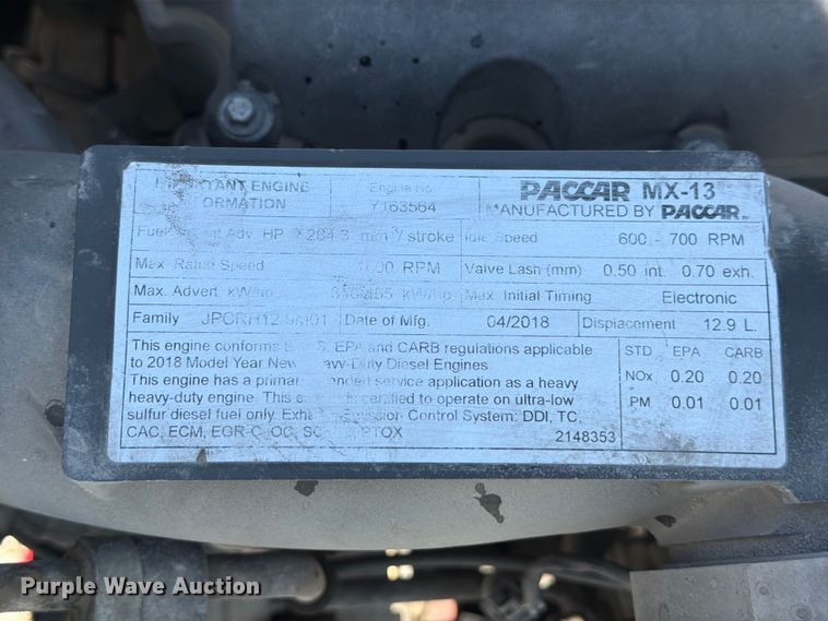 image for item YA3982 2019 Kenworth T680 semi truck