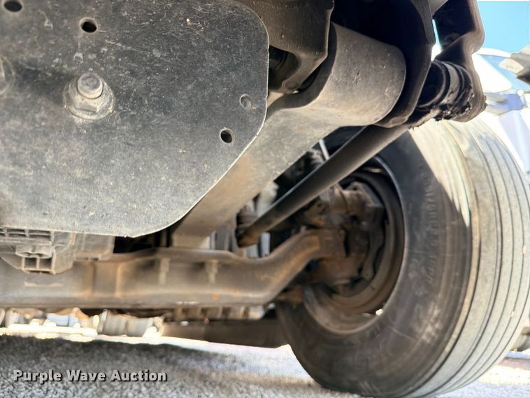image for item YA4020 2021 Freightliner Cascadia 126 semi truck
