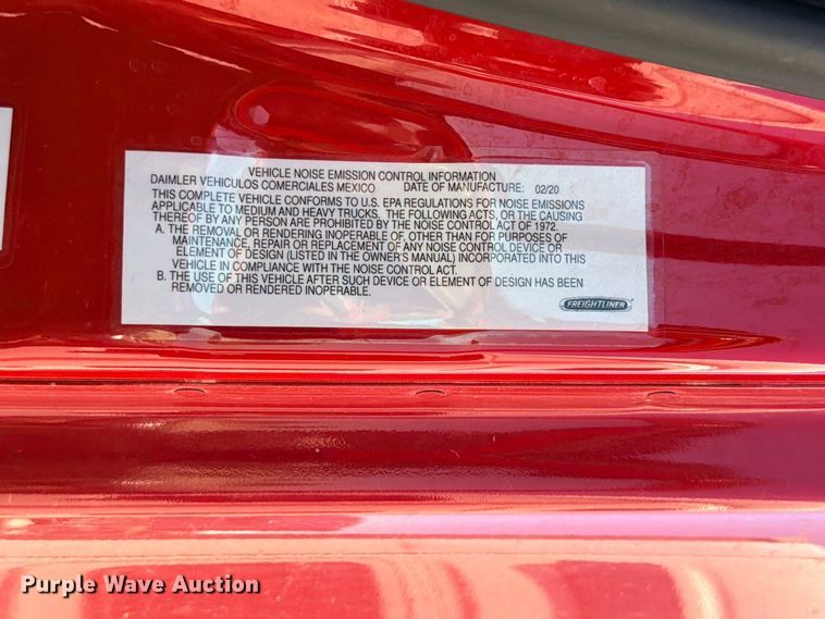 image for item YA4020 2021 Freightliner Cascadia 126 semi truck