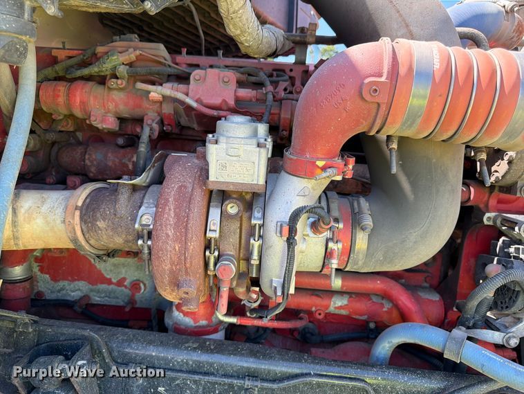 image for item YA4066 2018 Kenworth T880 semi truck