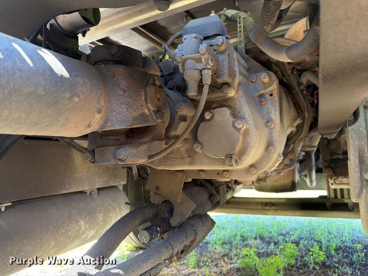 image for item YA4066 2018 Kenworth T880 semi truck