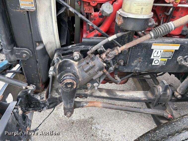 image for item YA4092 2017 Peterbilt 579 semi truck