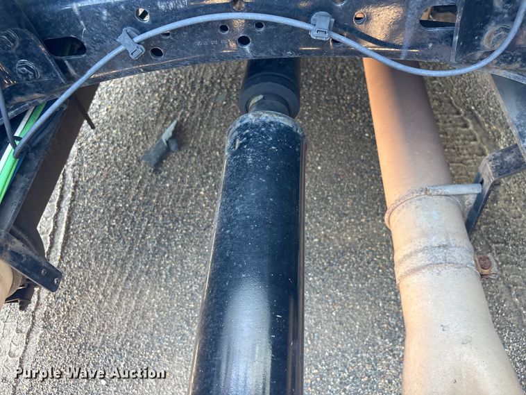 image for item YA4102 2019 Freightliner Cascadia 125 semi truck