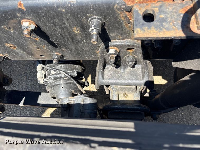 image for item YA4102 2019 Freightliner Cascadia 125 semi truck