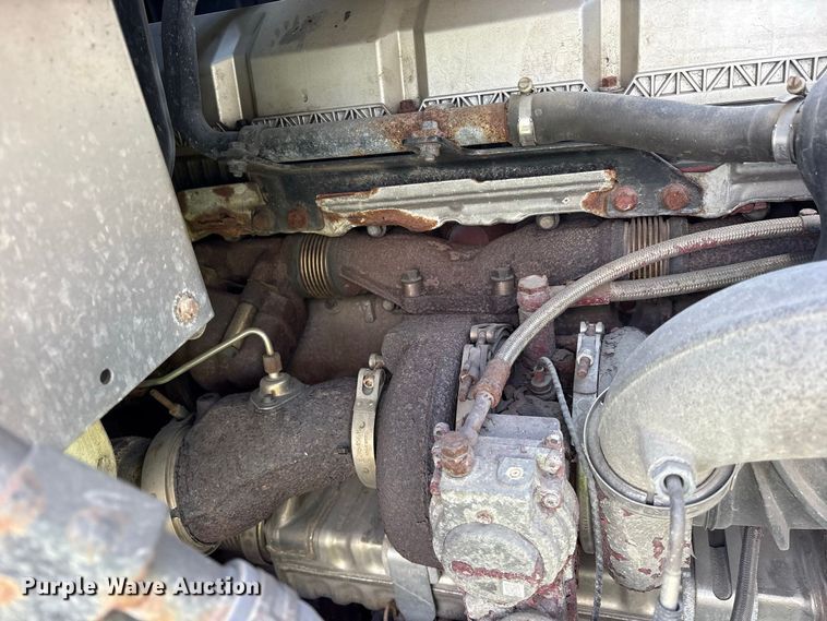 image for item YA4203 2016 Mack CXU613 semi truck