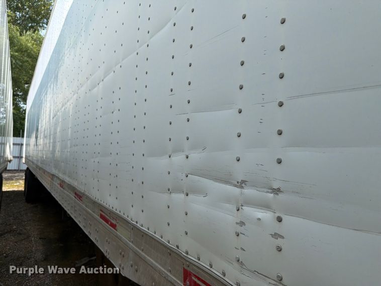 image for item YA4323 2004 Utility VS2DC dry van trailer