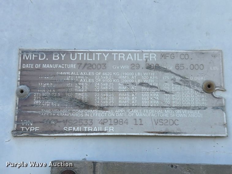 image for item YA4323 2004 Utility VS2DC dry van trailer