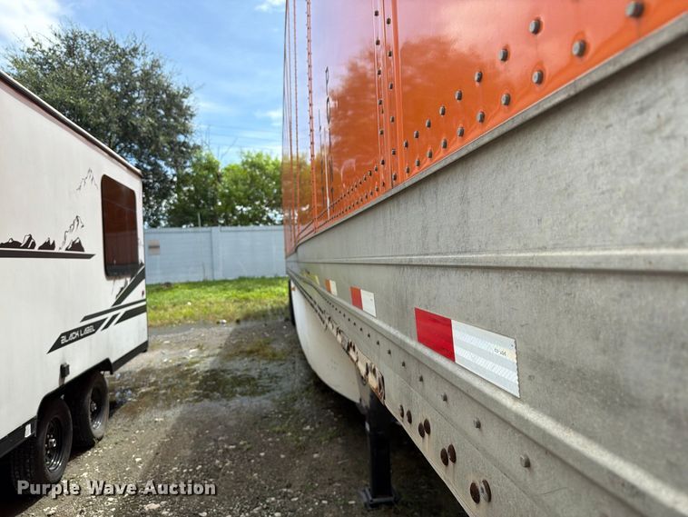 image for item YA4327 2012 Hyundai Translead VC2530152-J dry van trailer